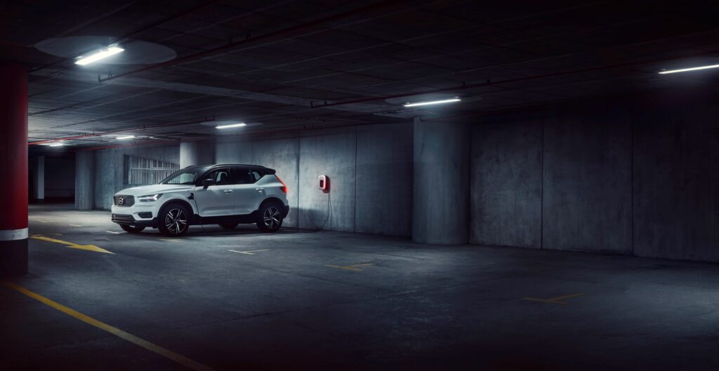 271313 Volvo XC40 Recharged