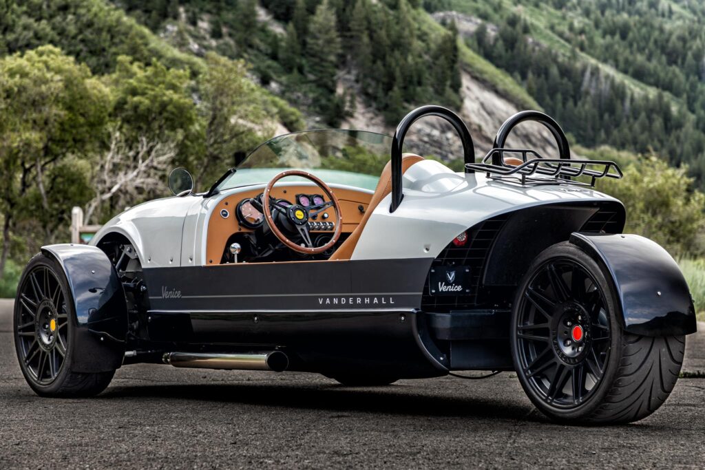 Vanderhall Venice GT Pearl White CH