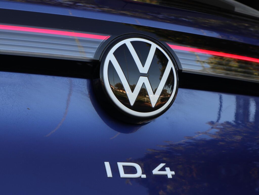 Volkswagen ID4 1st Max 86