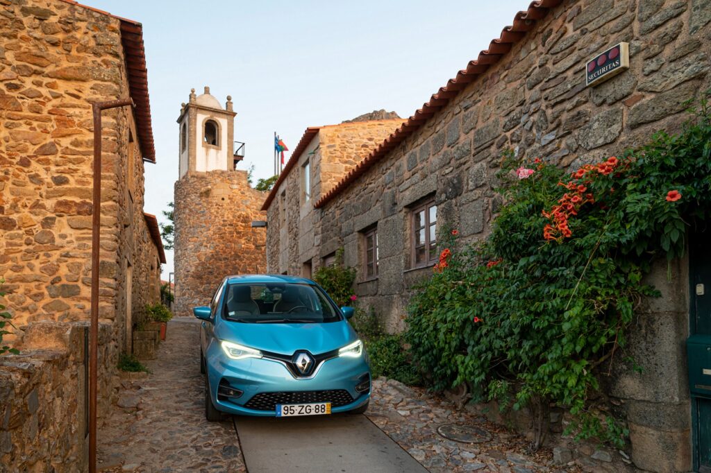 Aldeia Historica Castelo Rodrigo Renault ZOE 2