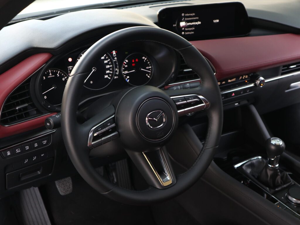 Mazda 3 Skyactiv X 55