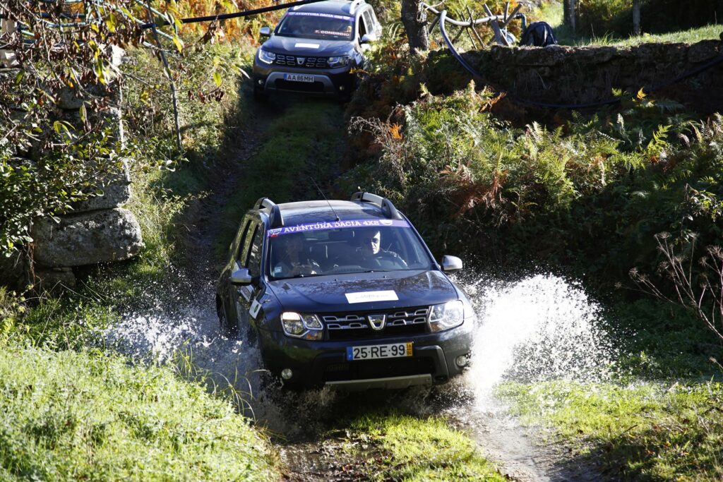 2021 Aventura Dacia 4X2 0228