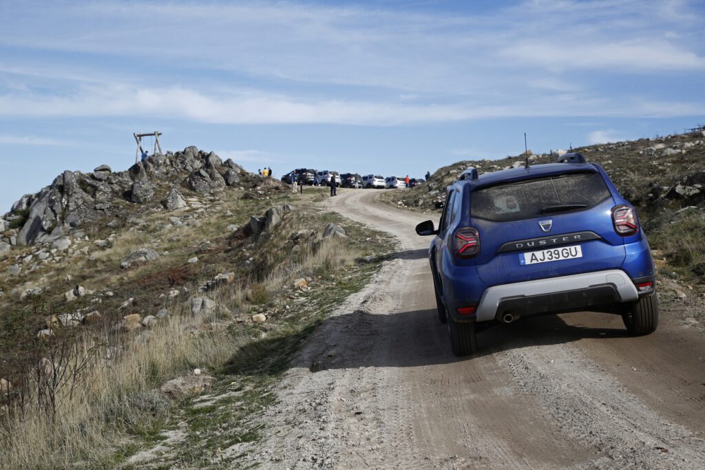 2021 Aventura Dacia 4X2 0511