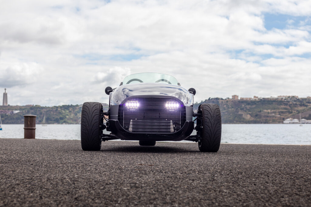 Vanderhall Venice Blackjack 120