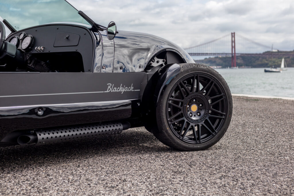 Vanderhall Venice Blackjack 65