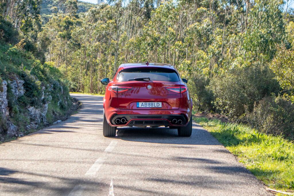 Alfa Romeo Stelvio Quadrifoglio 107