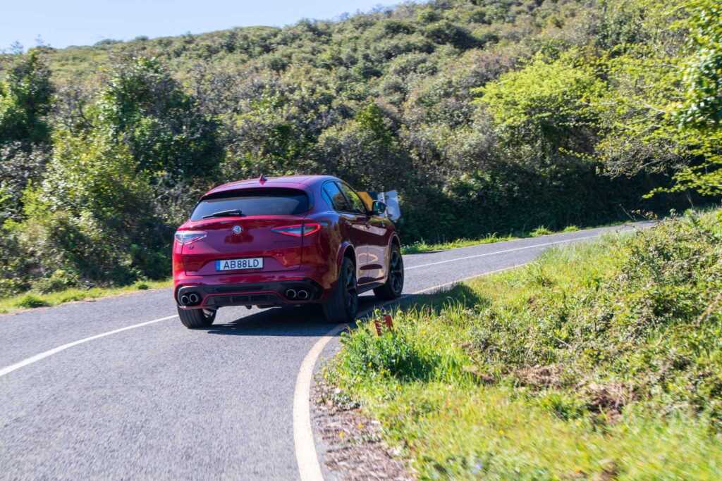 Alfa Romeo Stelvio Quadrifoglio 122