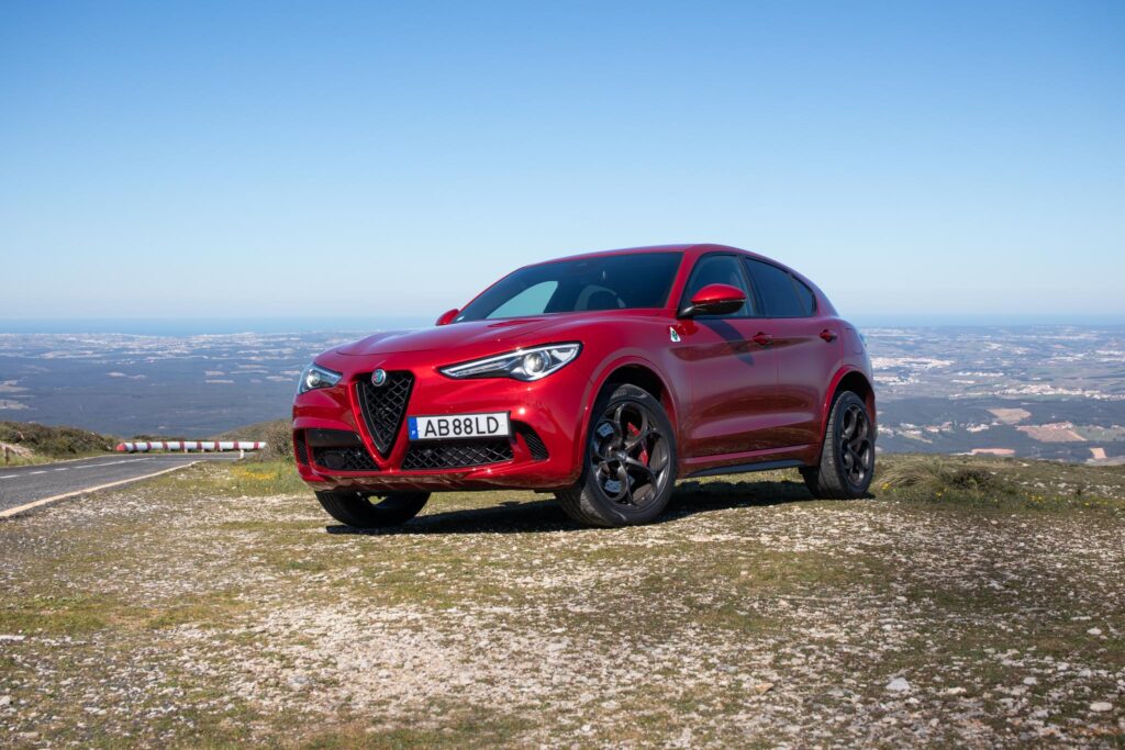 Alfa Romeo Stelvio Quadrifoglio 153