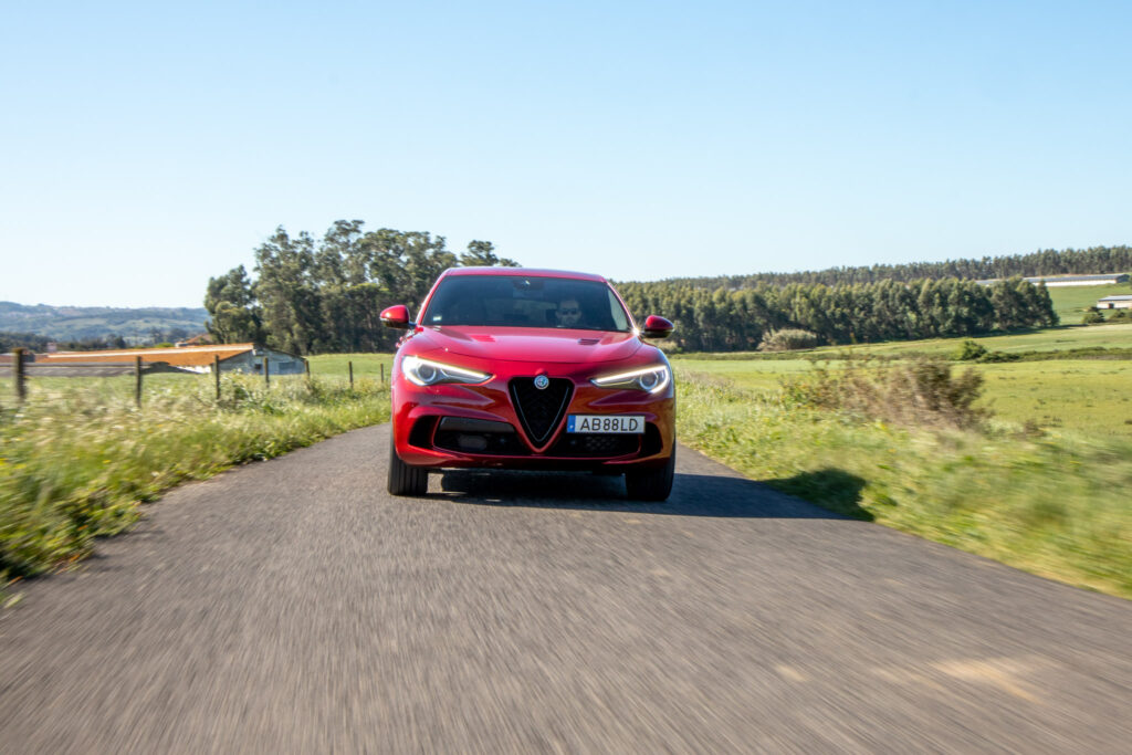 Alfa Romeo Stelvio Quadrifoglio 18