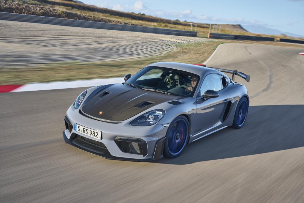 Porsche 718 Cayman GT4 RS 6