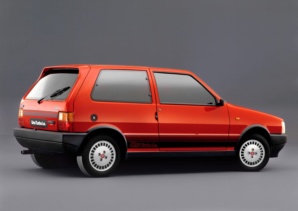 fiat uno turbo i.e. 3