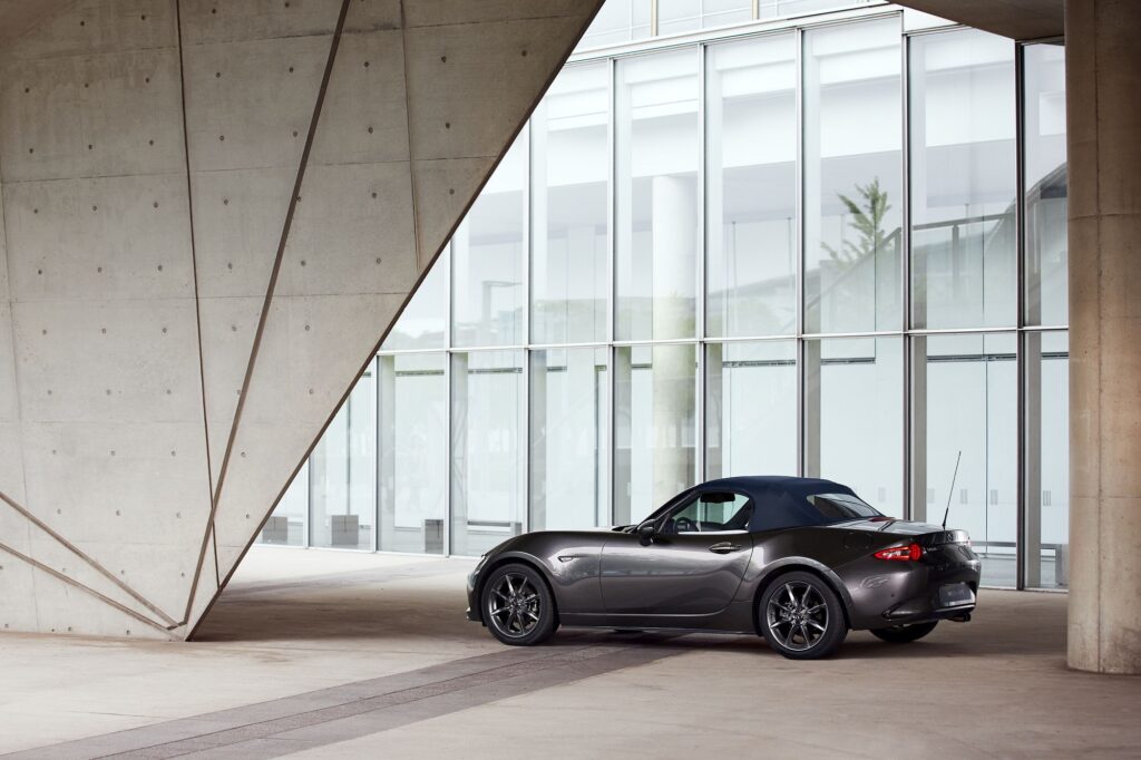 2022 mazda mx 5