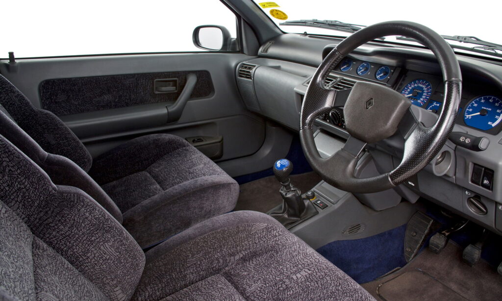 Renault Clio Williams interior 1