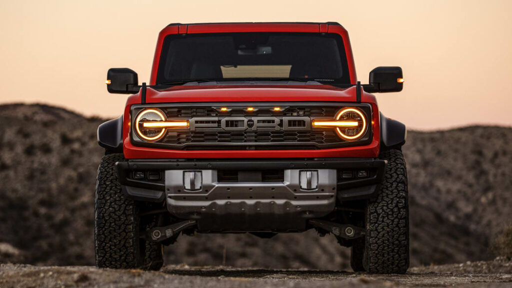 Ford Bronco Raptor Frente