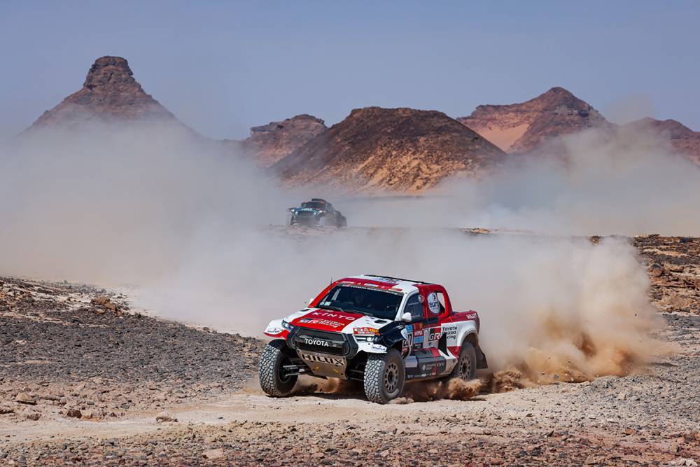 Giniel de Villiers Toyota Gazoo Racing Stage 9 Dakar 2022
