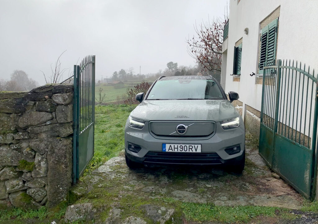 Um ano elétrico com o Volvo XC40 P8 Recharge