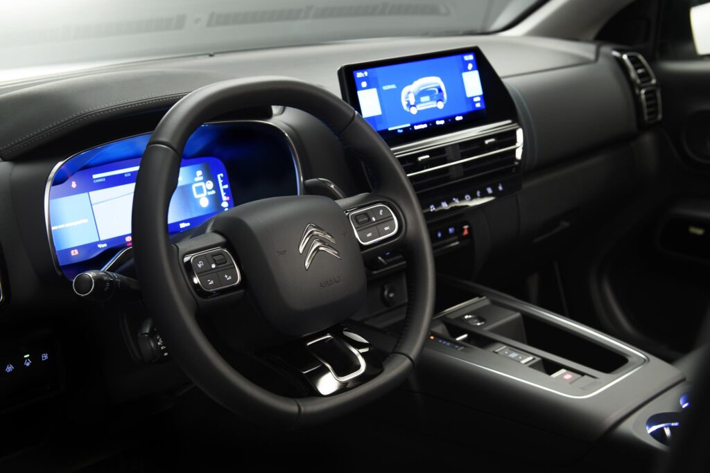 citroen c5 aircross suv hybrid 40