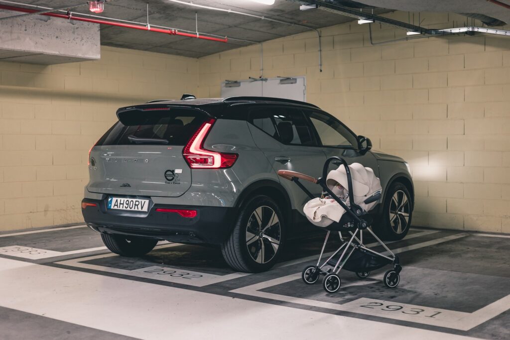 Ano Eletrico Volvo XC40 Recharge 126