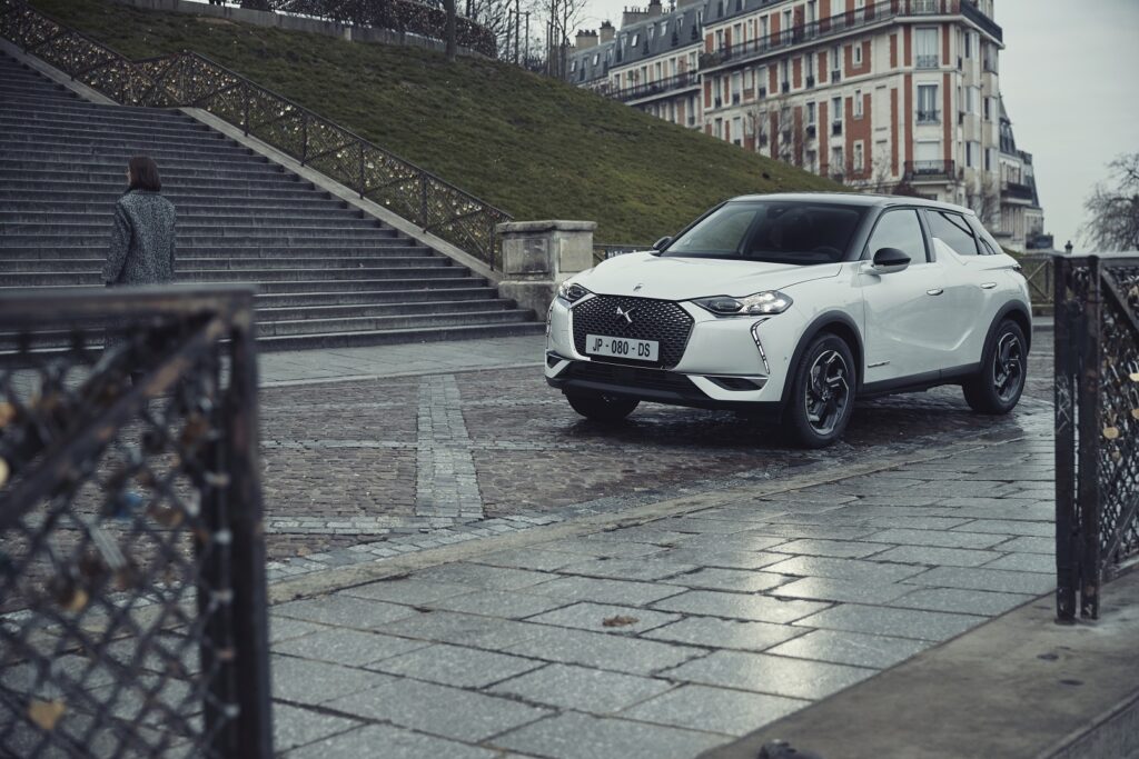 DS 3 CROSSBACK TOITS DE PARIS 2A