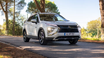 Mitsubishi Eclipse Cross PHEV 035