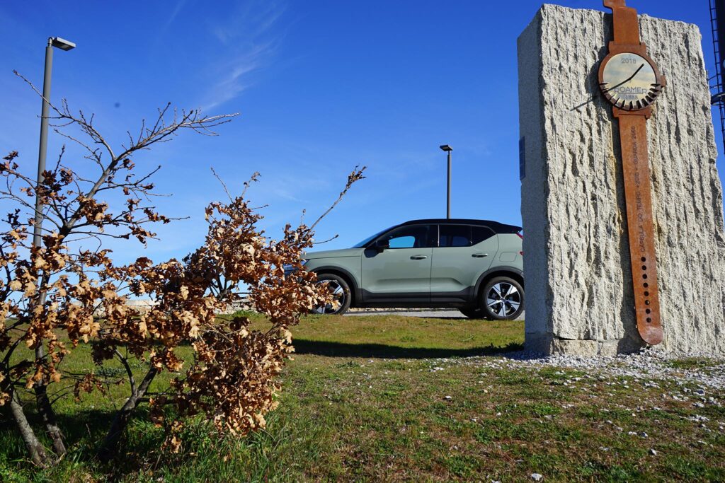 Volvo XC40 Ano Eletrico Guarda 26