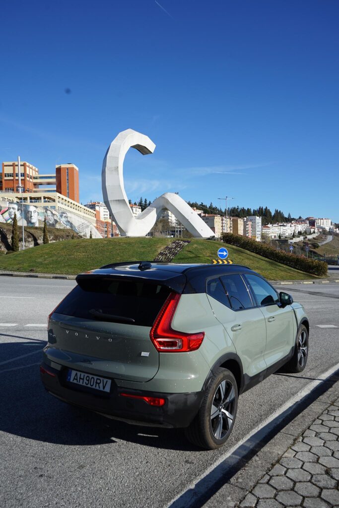 Volvo XC40 Ano Eletrico Guarda 57