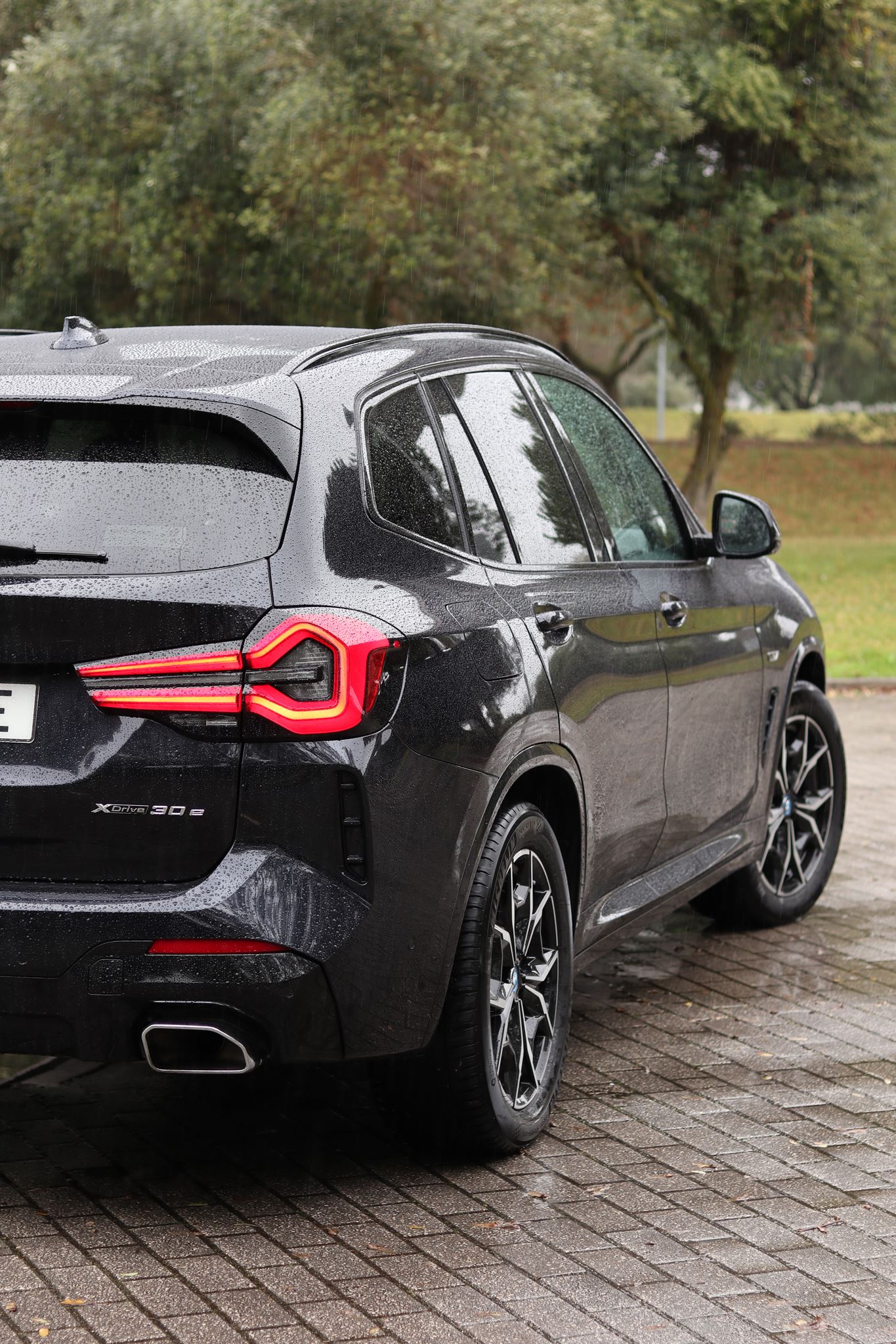 BMW X3 30e plug in 19