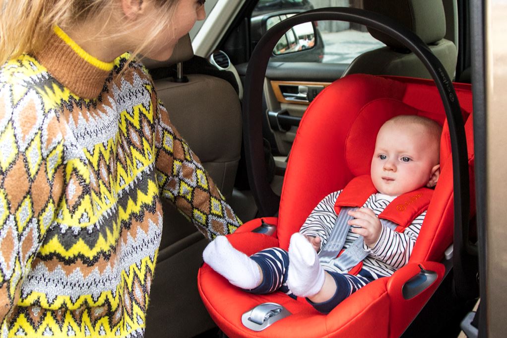 Cybex seguranca infantil na estrada