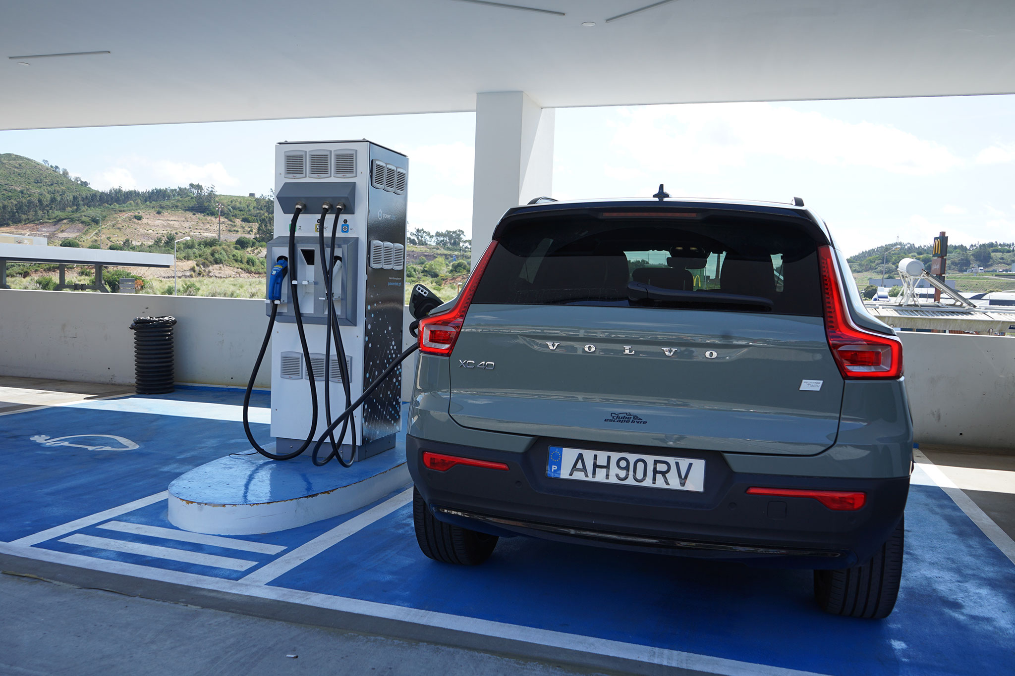 Ano Eletrico Volvo XC40 Consumos 10