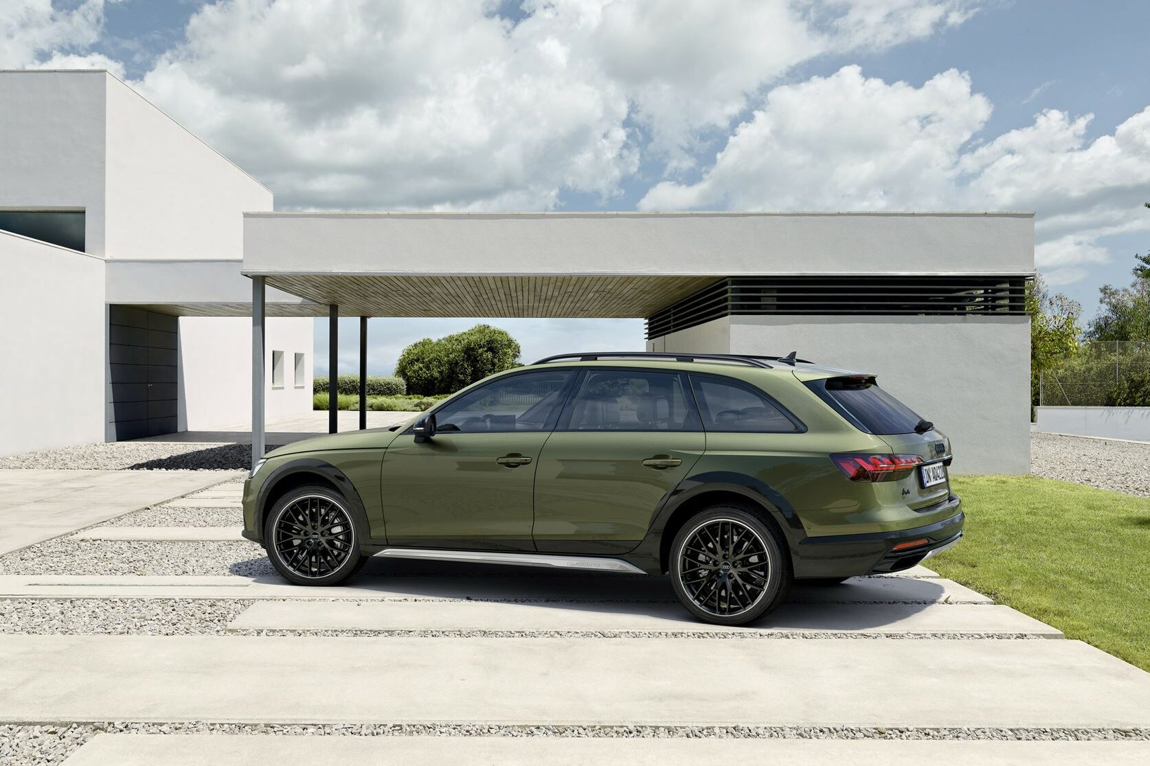 Audi A4 allroad 2022 1