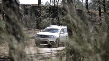 Av dacia 2022 0992