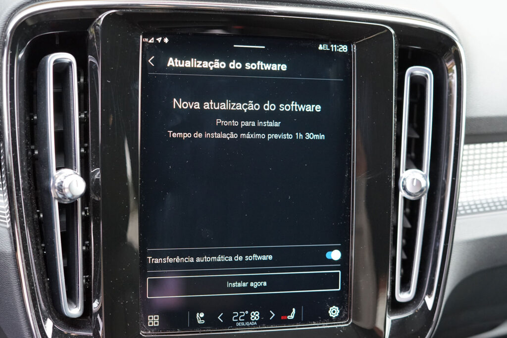 Diario Bordo Ano Eletrico Volvo XC40 Atualizacao OTA 16