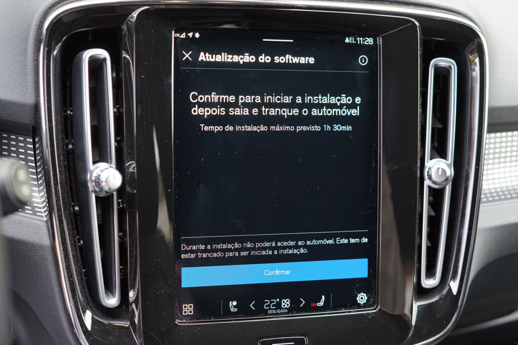 Diario Bordo Ano Eletrico Volvo XC40 Atualizacao OTA 17