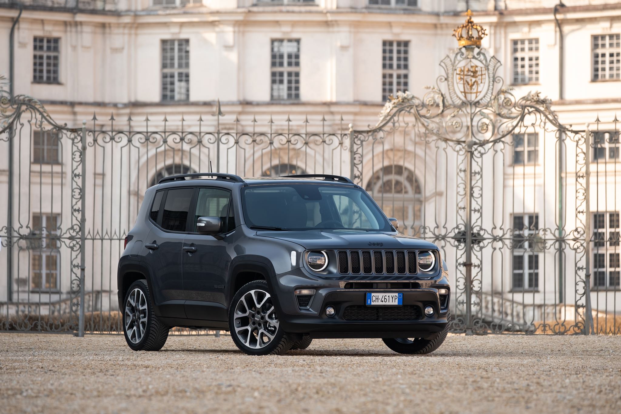 08 Jeep Renegade e hybrid S