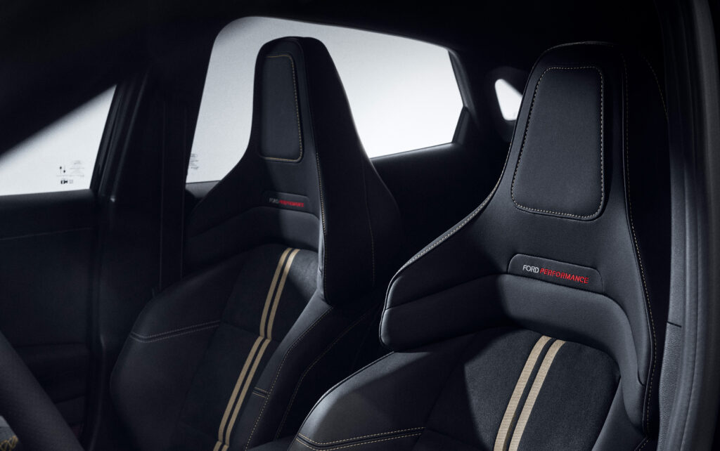 2022 FORD PUMA SEATS 28 horizontal