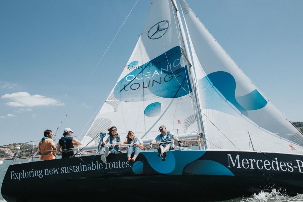 Mercedes Benz Oceanic Lounge 31