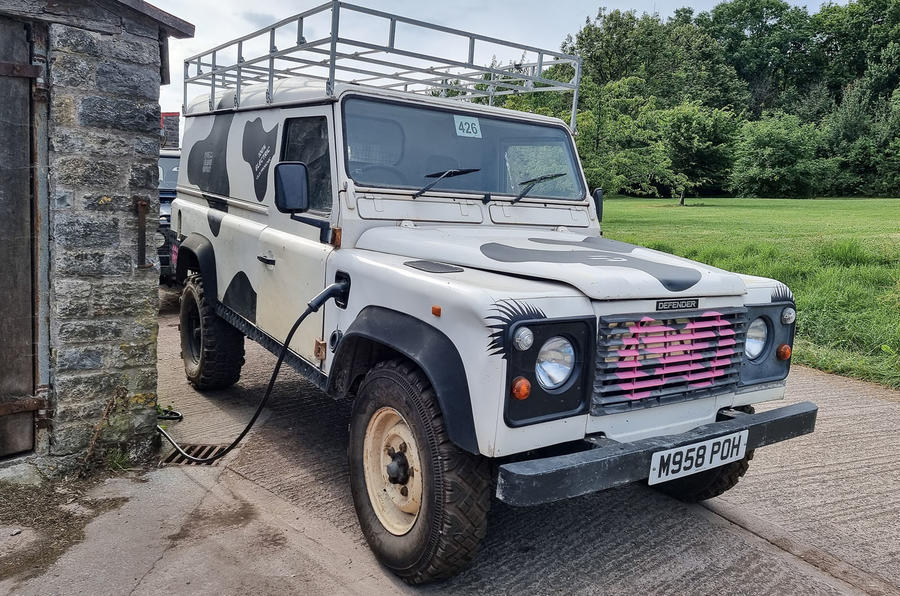 land rover defender electrogenic