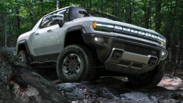 GMC hummer ev pick up offroad