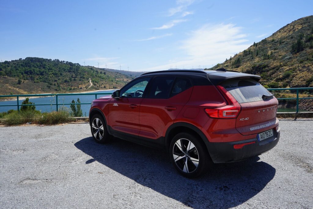 VolvoXC40P6Recharge139