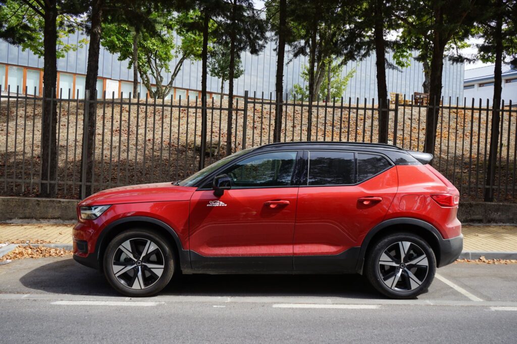 VolvoXC40P6Recharge152