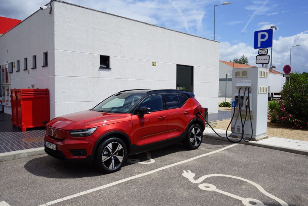 VolvoXC40P6Recharge229