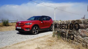 VolvoXC40P6RechargeC221