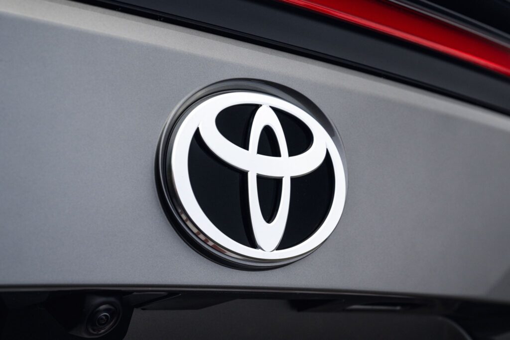Toyota bZ4X 2022 details 6