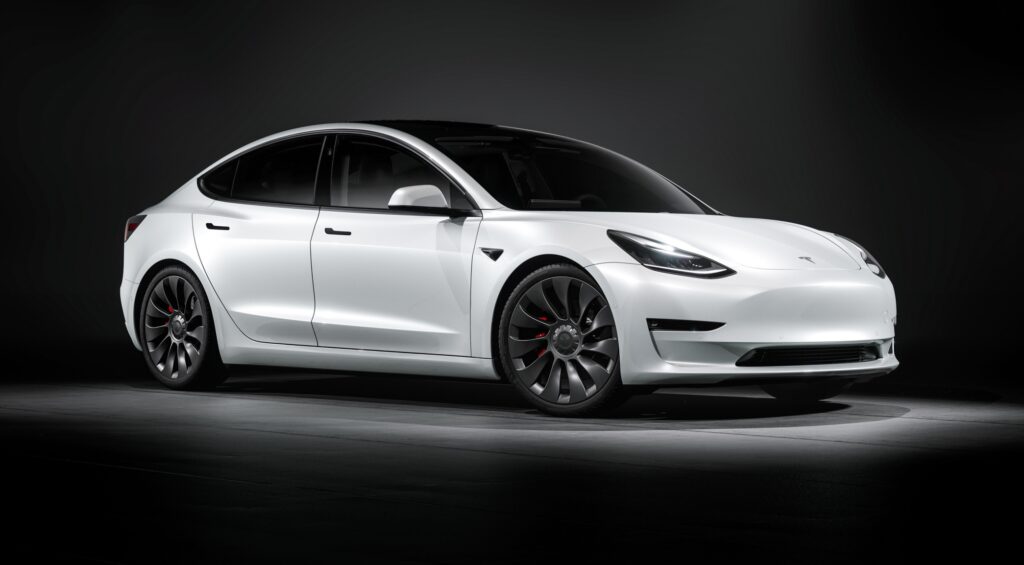 TESLA MODEL3 1