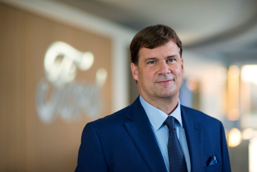 FORD JIM FARLEY