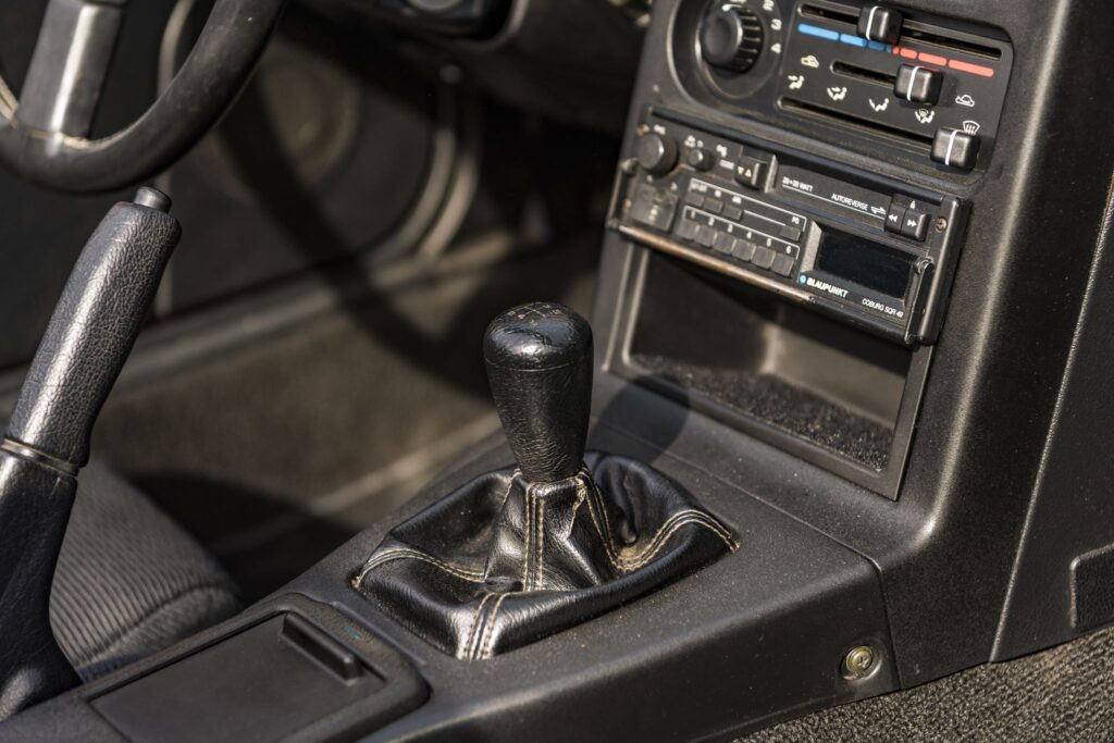 Mazda MX 5 NA 1991 Interior 3