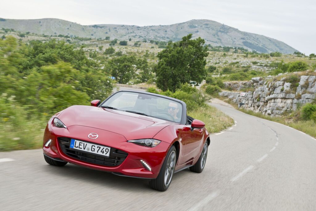 Mazda MX5 ND 2015 SNEAK PEEK 5