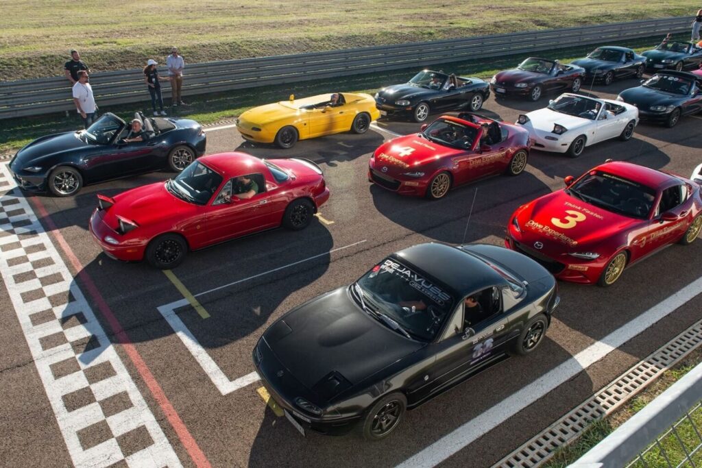 Mazda MX 5 Guinness World Record 2