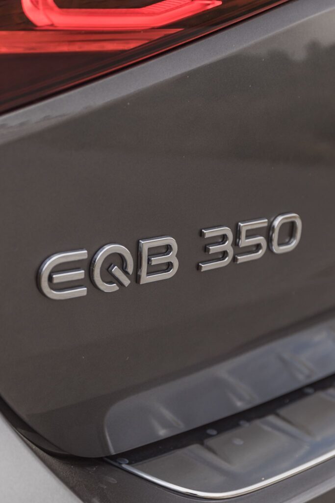 Mercedes Benz EQB 350 7