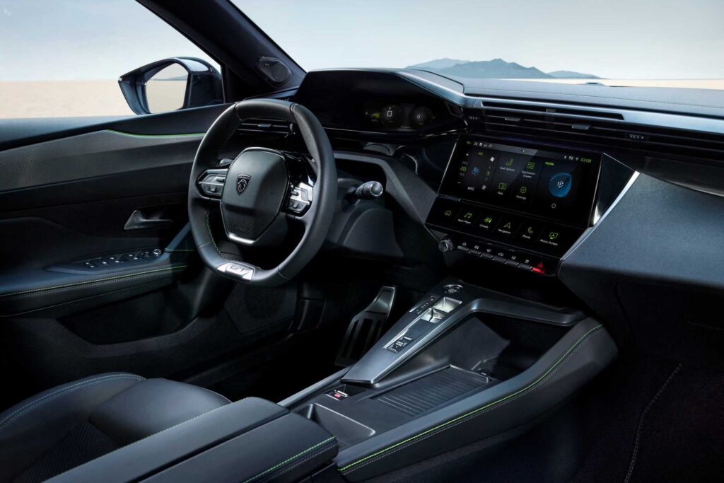 First test Peugeot 408